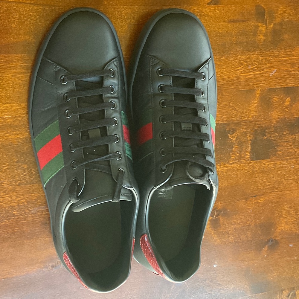 Gucci Black Leather Sneakers with Red & Green Web Stripe